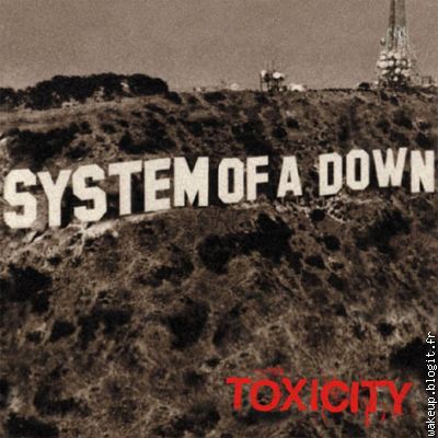 Pochette de l'album "Toxicity", sur lequel figure le fameux Chop Suey!